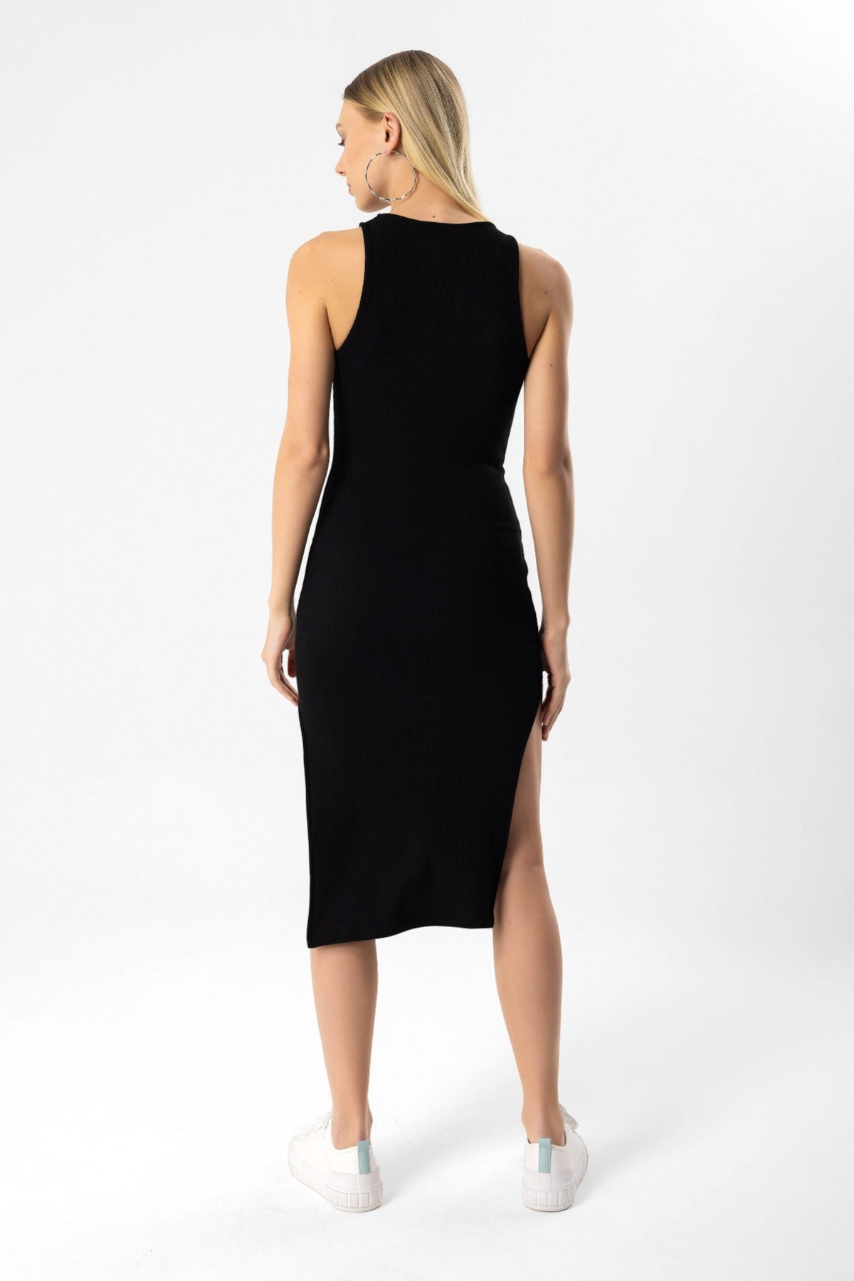 Gestreiftes Kleid mit Schlitz