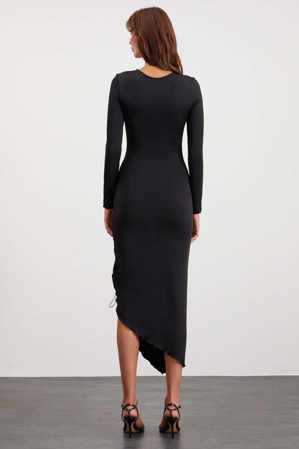 Claudia Damen Asymmetrisches Maxikleid