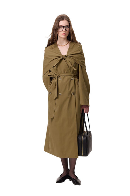 CREME-TRENCH-COAT MIT SCHAL-DETAIL-DESIGN.