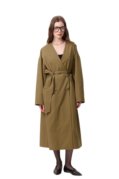 CREME-TRENCH-COAT MIT SCHAL-DETAIL-DESIGN.