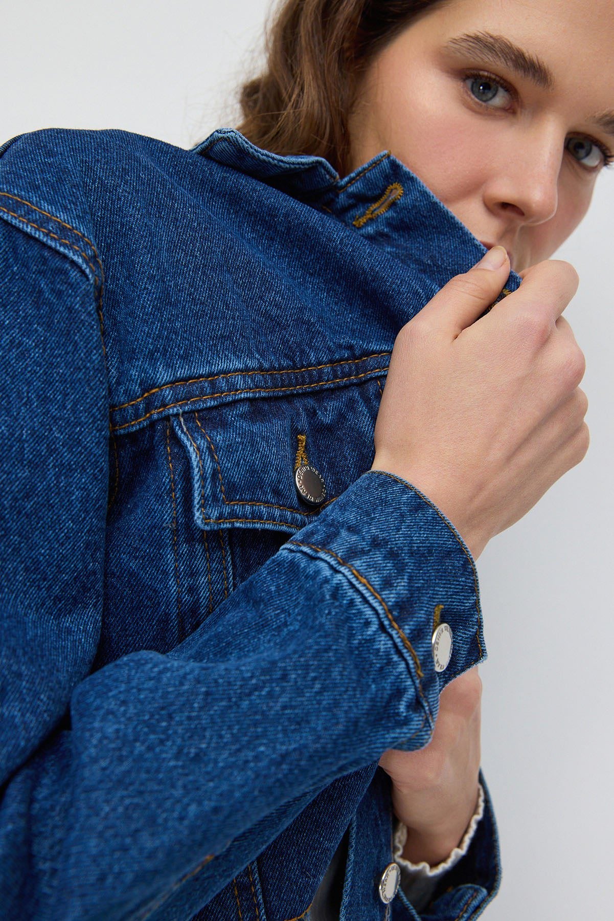 Kurze Jeansjacke