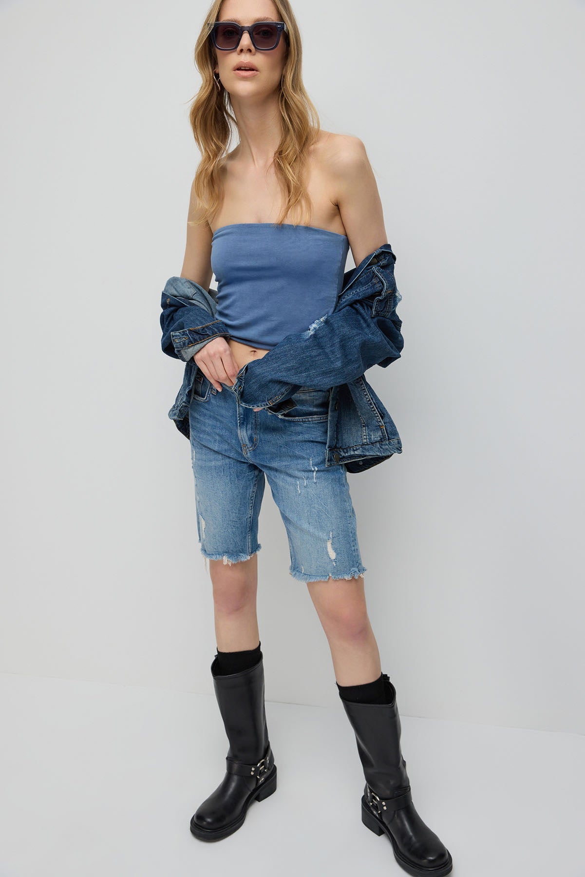 Trägerloses Crop-Top