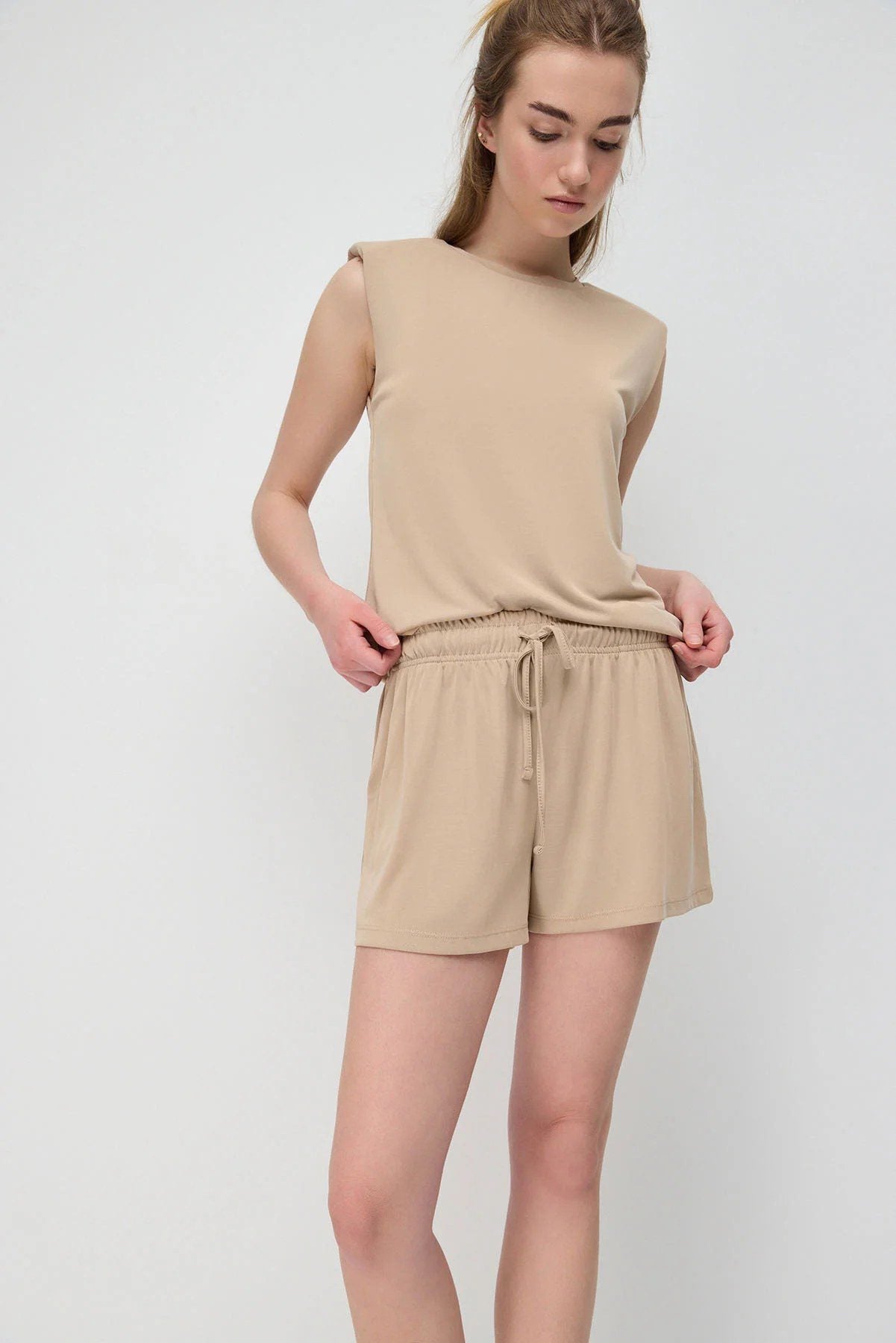 Shorts mit elastischem Bund