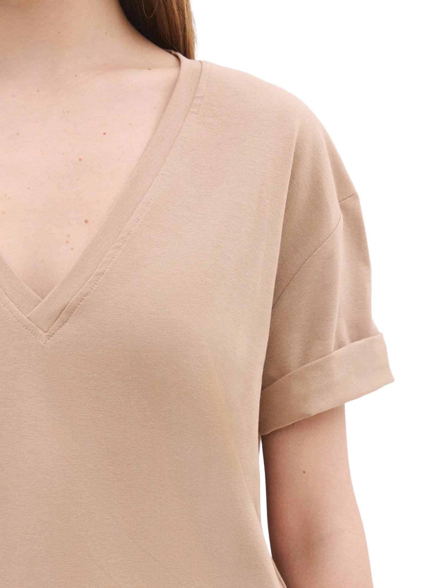 Kurzarm-T-Shirt mit V-Ausschnitt