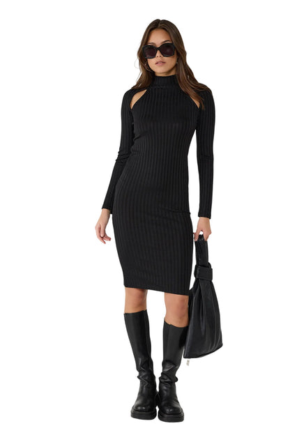 Langärmeliges Kleid