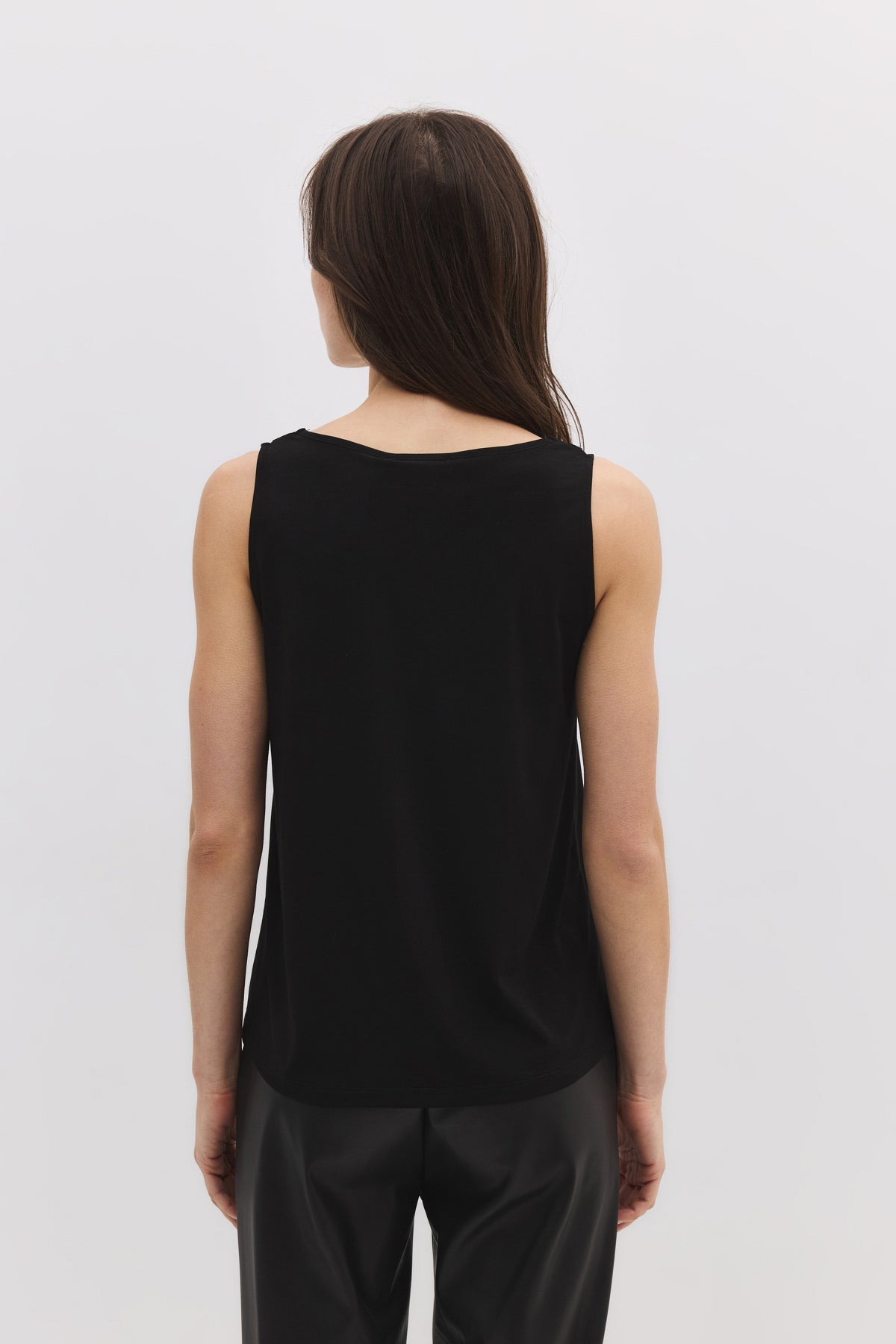 Ärmellose Bluse mit Spitzendetails