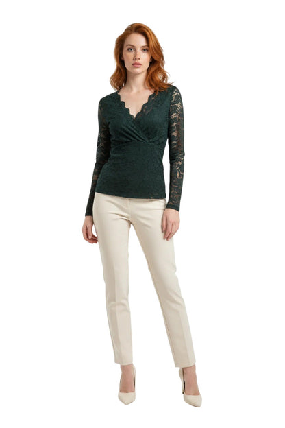 Bluse mit V-Ausschnitt aus Spitze