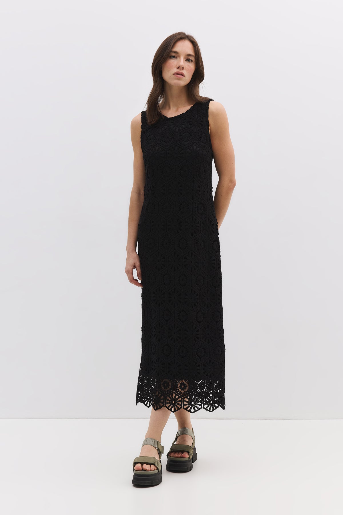Midikleid mit Spitzenfutter