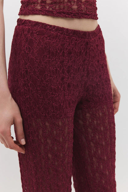 Bequeme, weite Hose mit Spitzenbesatz