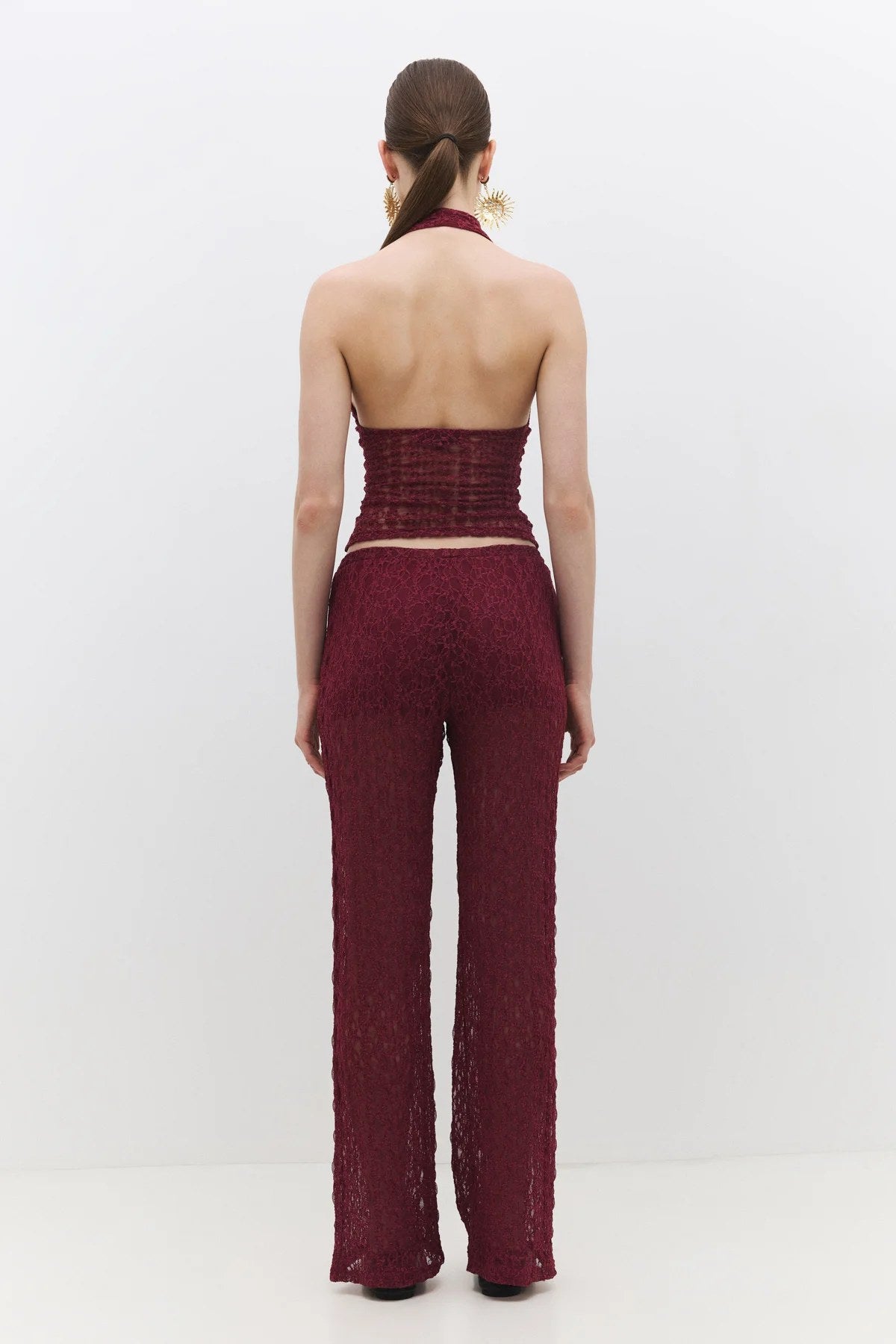 Bequeme, weite Hose mit Spitzenbesatz