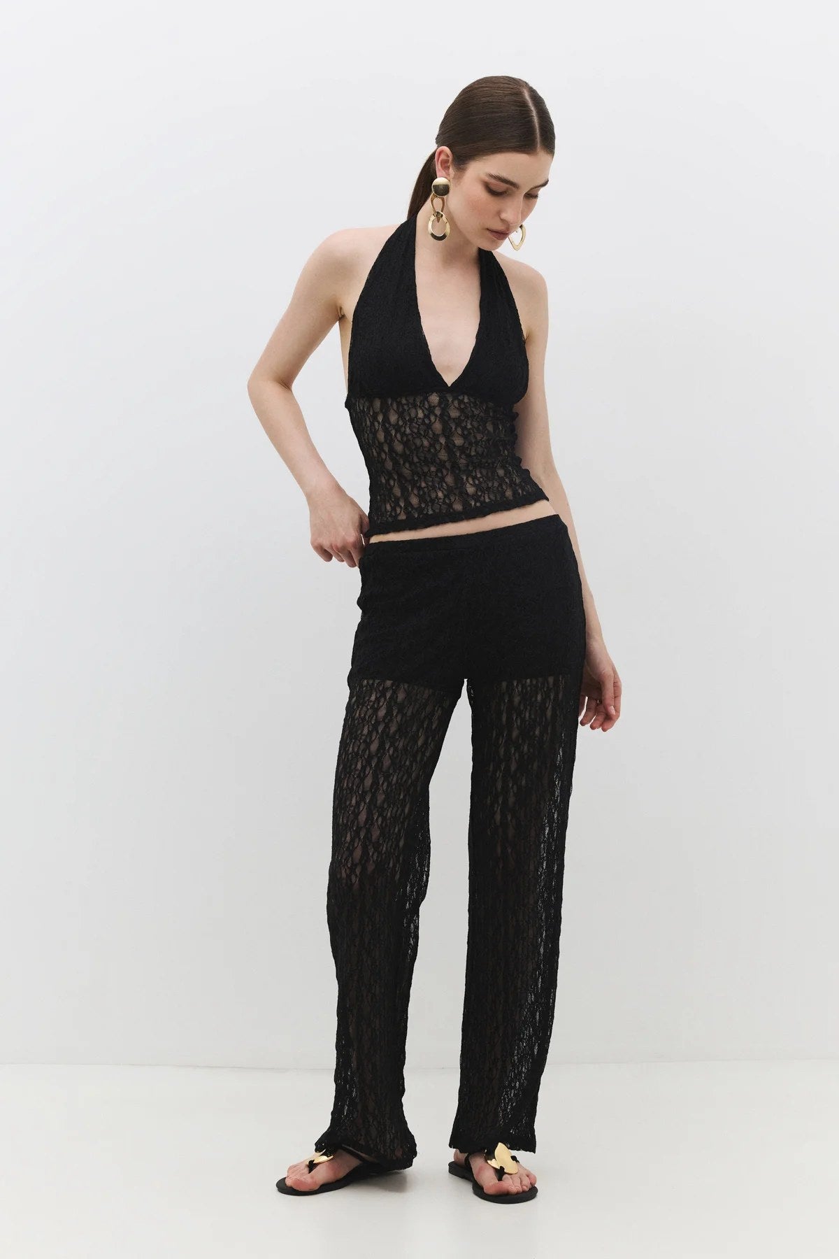 Bequeme, weite Hose mit Spitzenbesatz