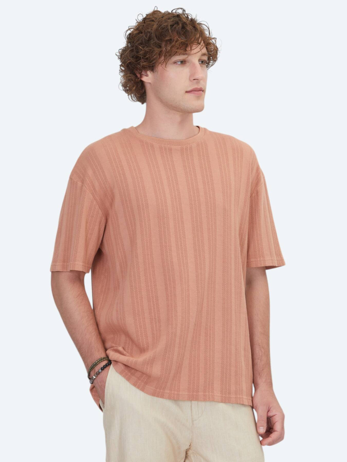 Dunkelrosé gestreiftes 100% Baumwoll-T-Shirt