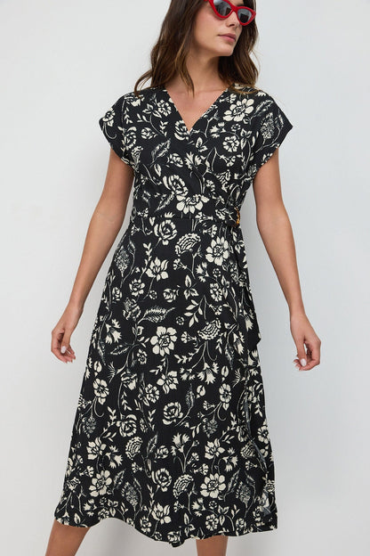 Gemustertes Wickelkleid in Midi-Länge
