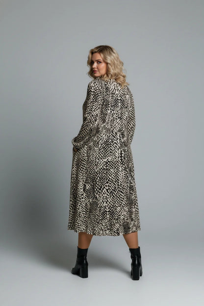 Gemustertes Kleid mit Taschendetails