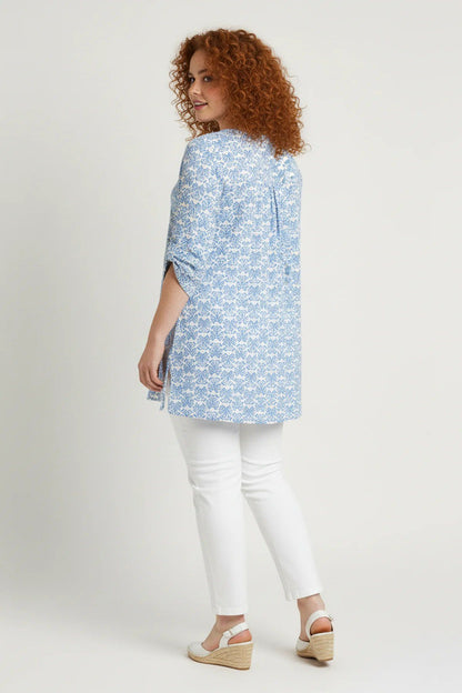 Musterbluse mit Knopfärmeln