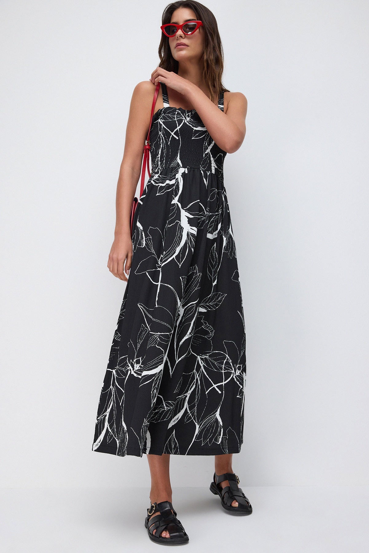 Trägerloses langes Kleid