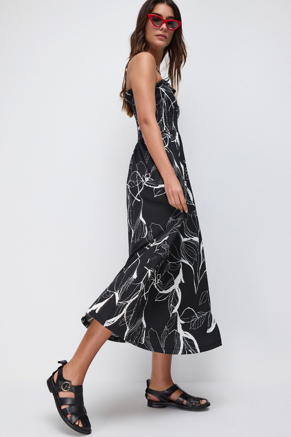 Trägerloses langes Kleid