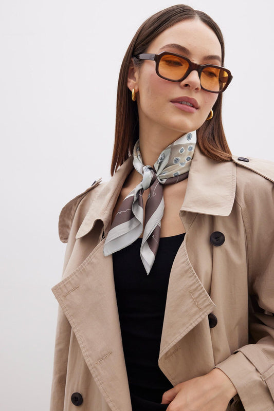Mia Bedruckter Satin Halstuch