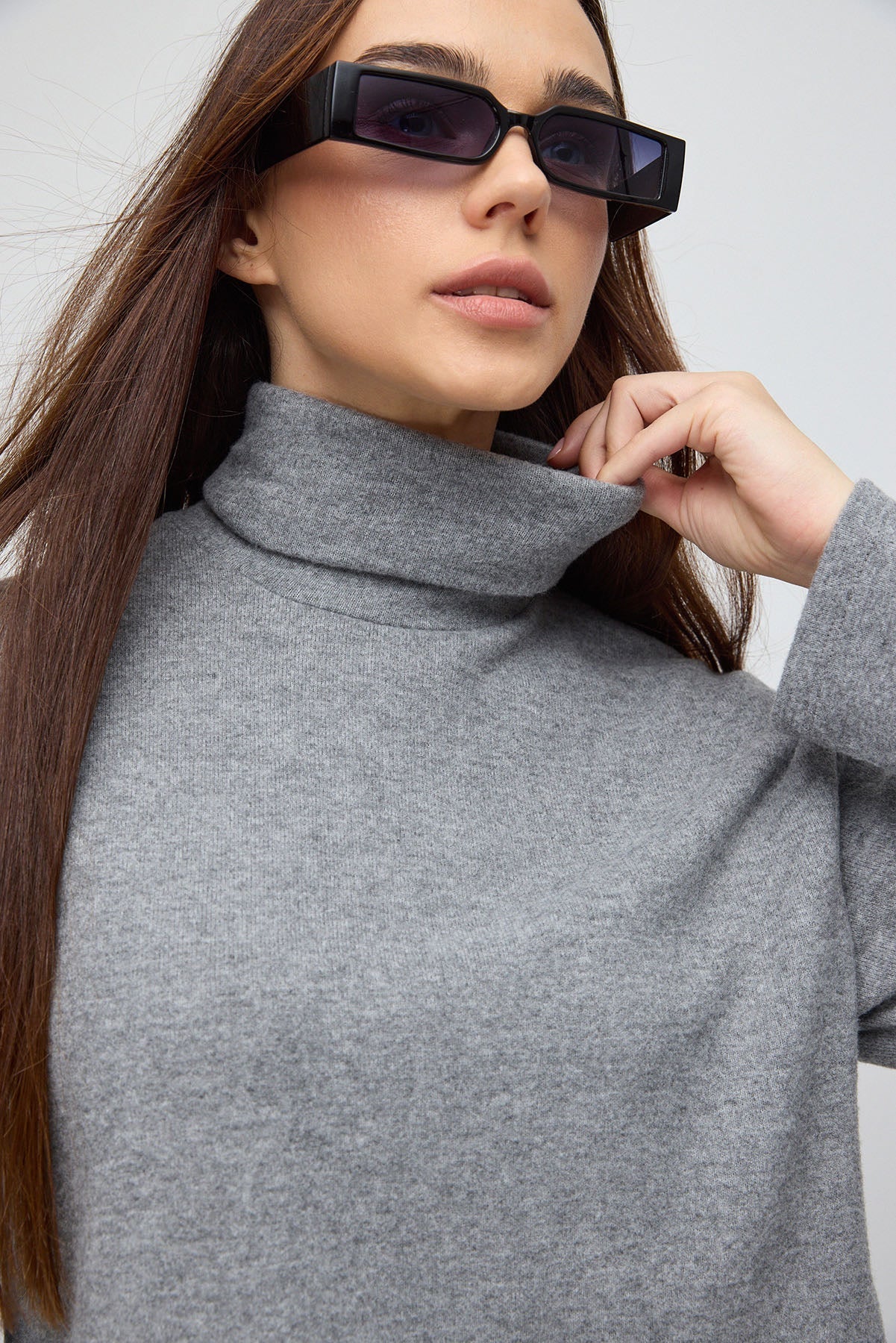 Oversize-Pullover mit hohem Kragen