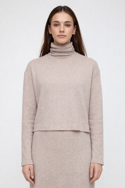 Oversize-Pullover mit hohem Kragen