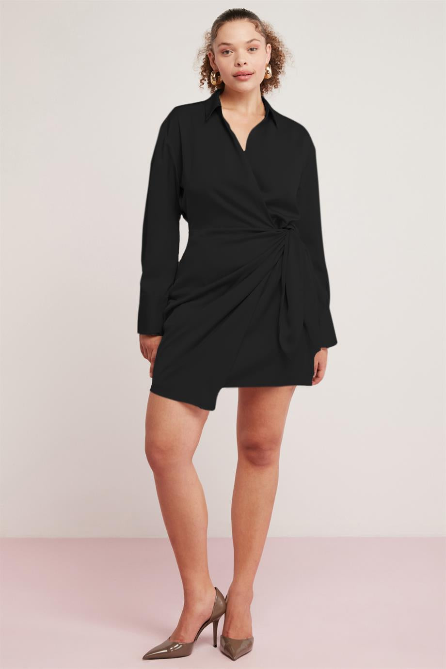 ETHIQUET Satinkleid Plus Size Schwarz