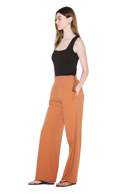 SCHWARZE STRUKTURIERTE BINDEHOSE