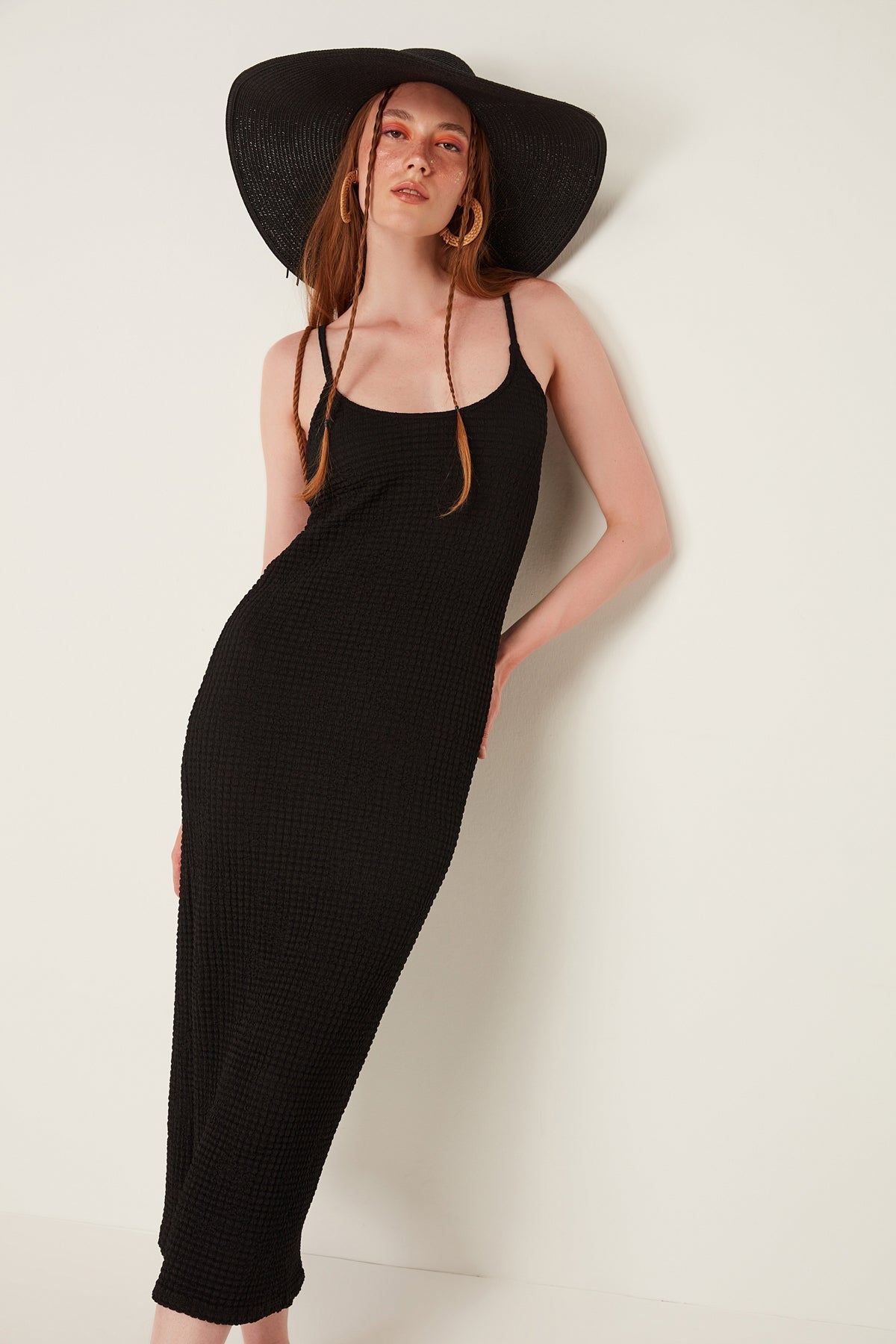Kleid mit dünnen Trägern
