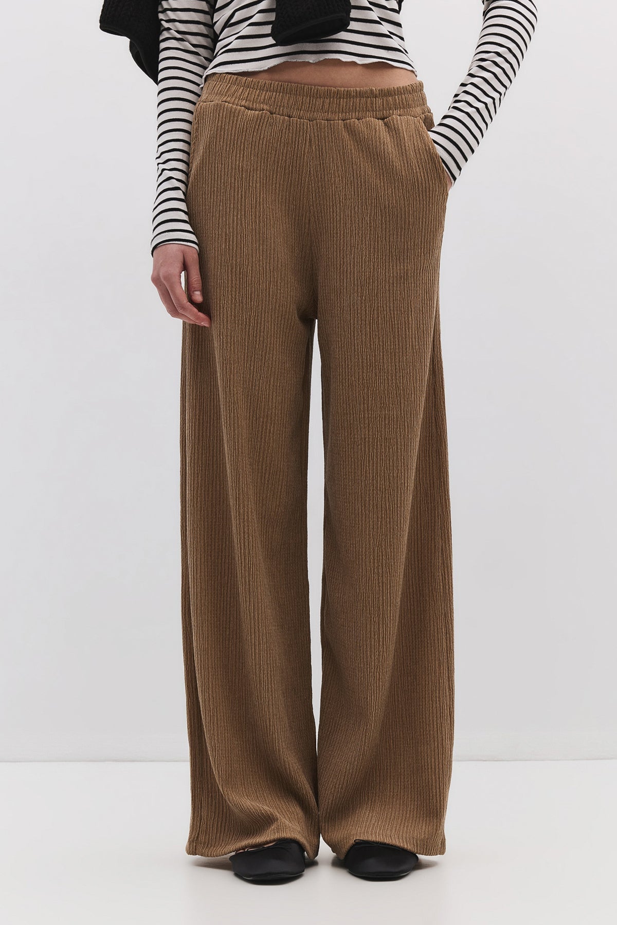 Bequeme Hose mit Struktur