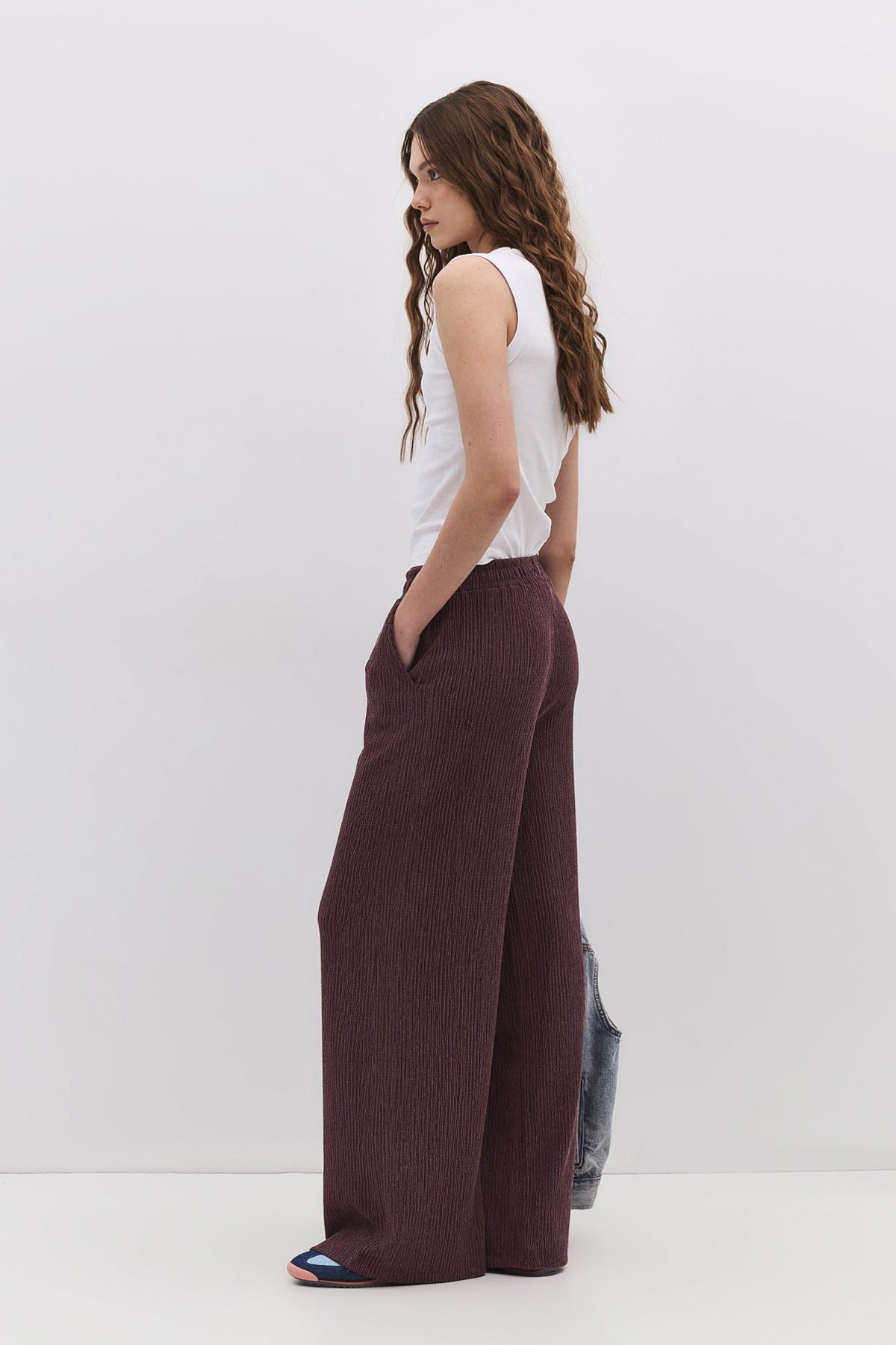 Bequeme Hose mit Struktur