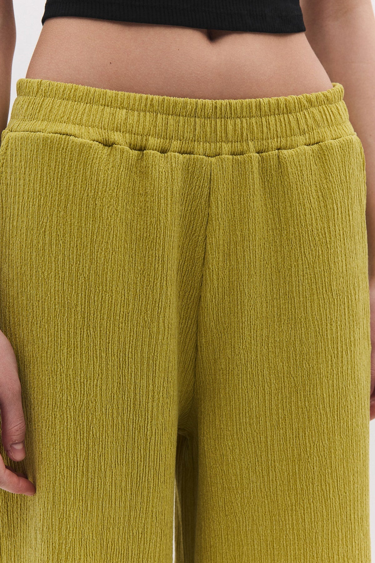 Bequeme Hose mit Struktur