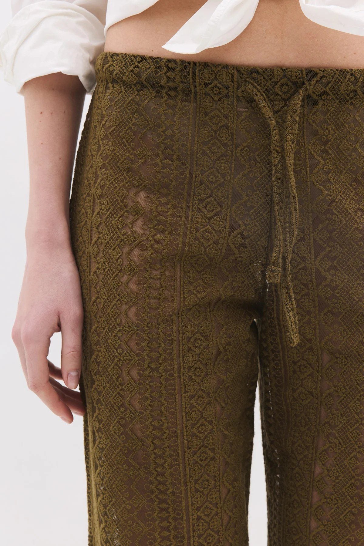 Strukturierte Hose mit geradem Schnitt
