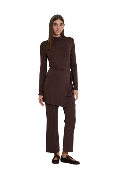 Drapierte Bluse mit Bindedetail, schwarz.