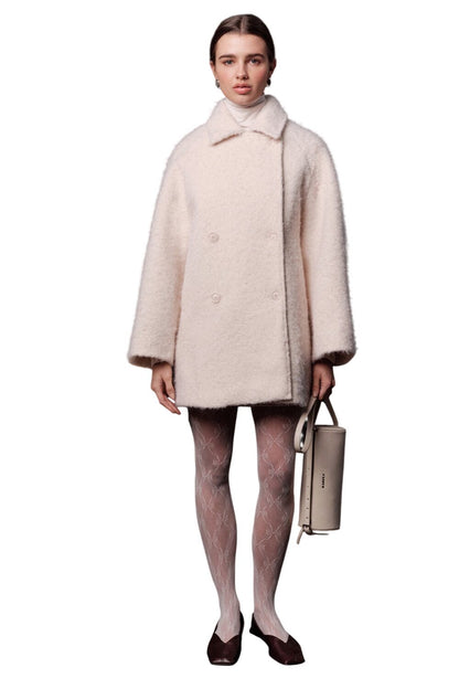 Doppelreihiger Creme Mantel