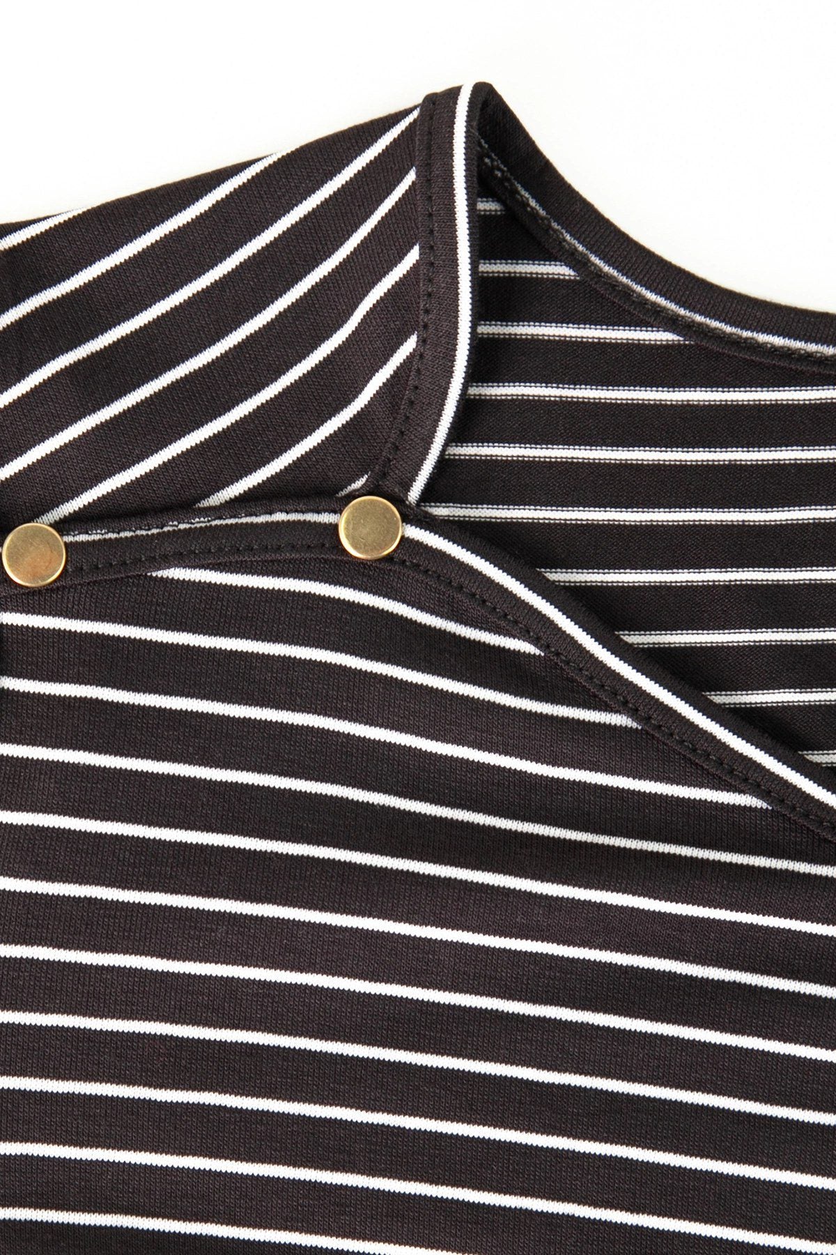 Knopfdetail Rundhals T-Shirt