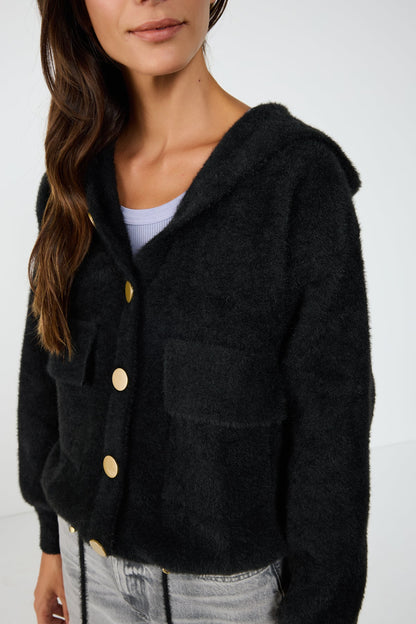 Strickjacke mit Knöpfen