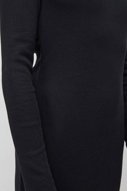 Schulterfreies Midikleid