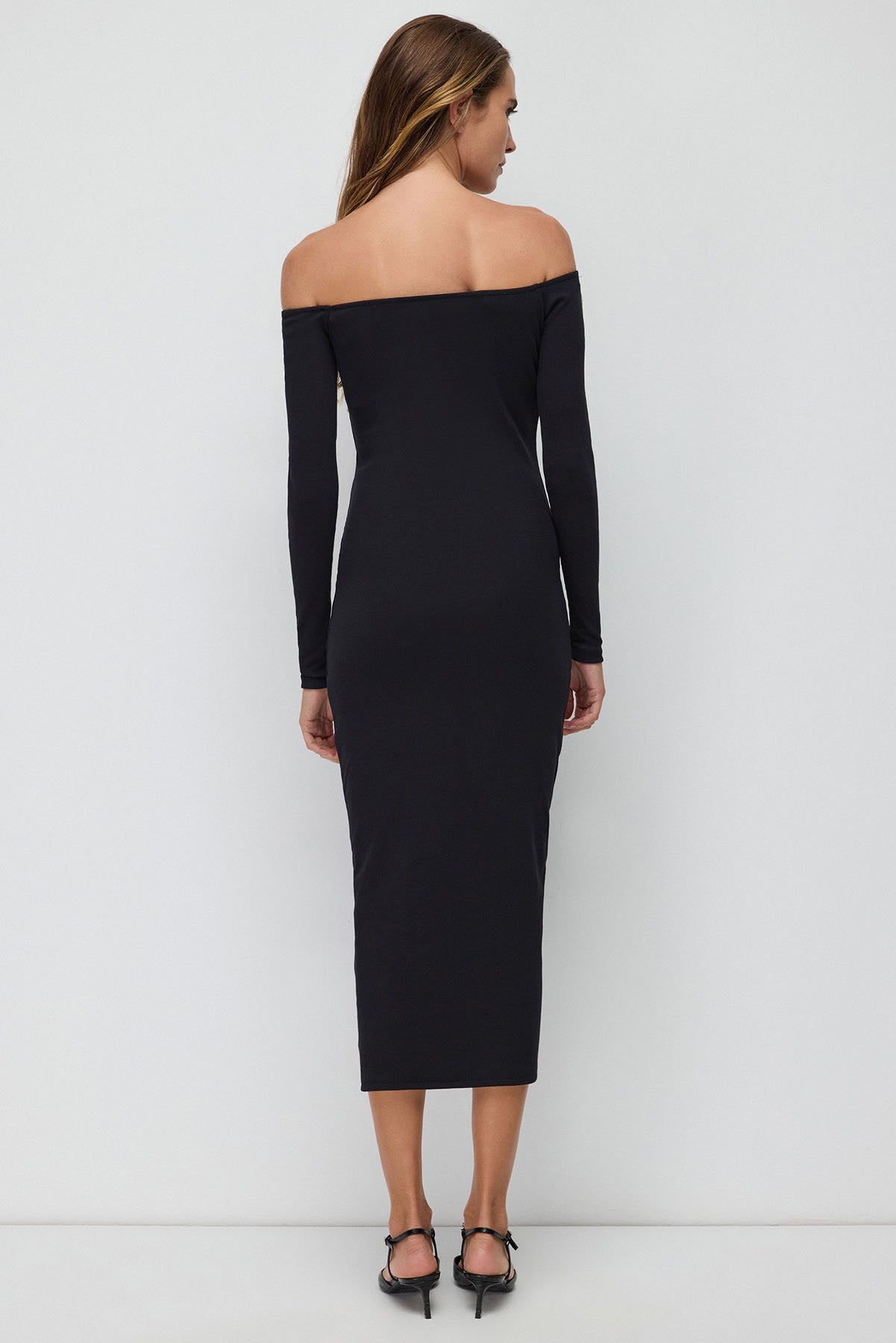 Schulterfreies Midikleid