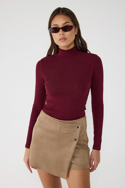 Rollkragenbluse mit langen Ärmeln