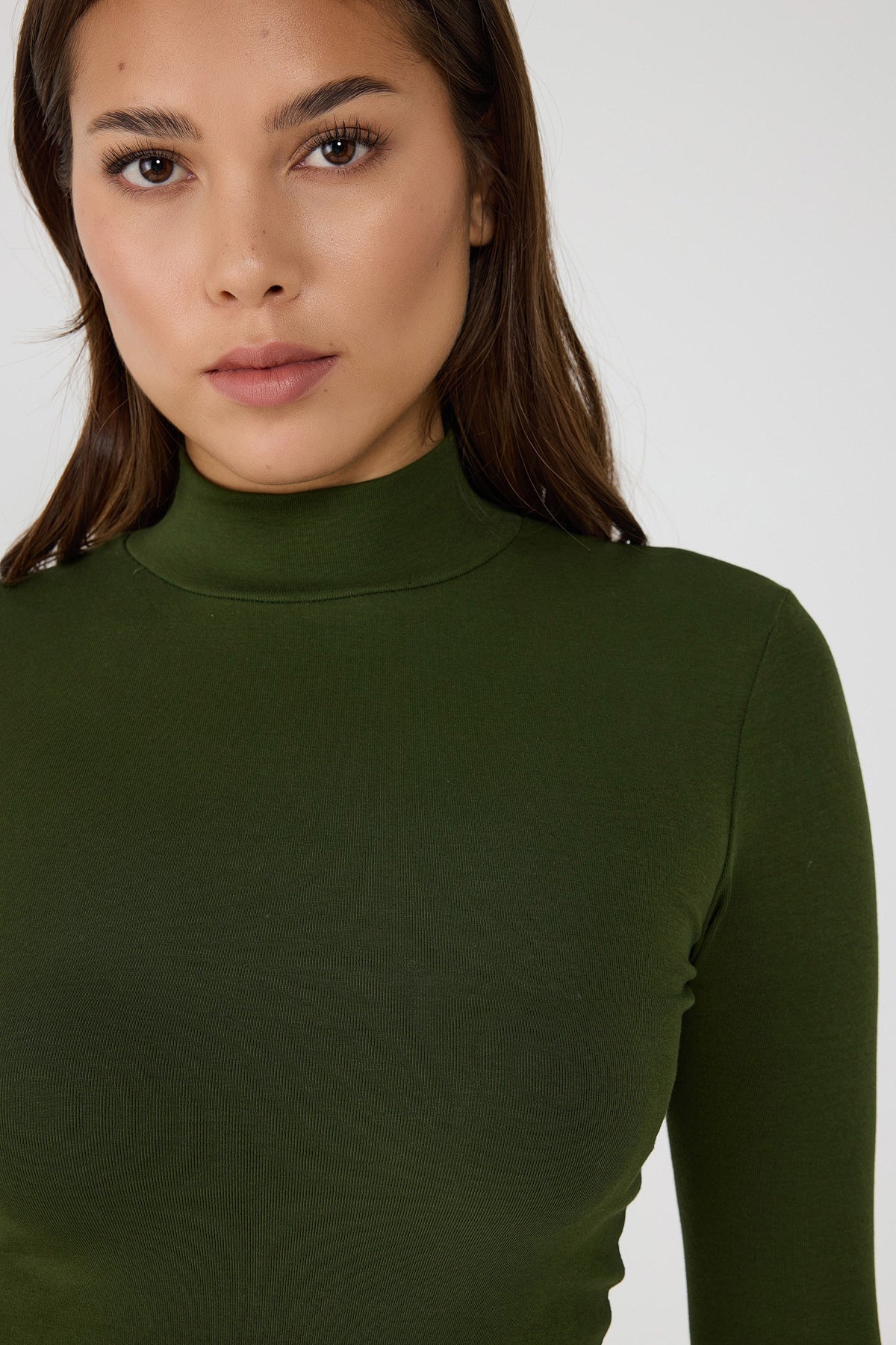 Rollkragenbluse mit langen Ärmeln