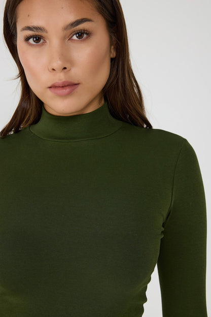 Rollkragenbluse mit langen Ärmeln
