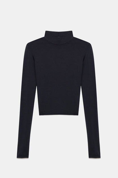 Rollkragenbluse mit langen Ärmeln