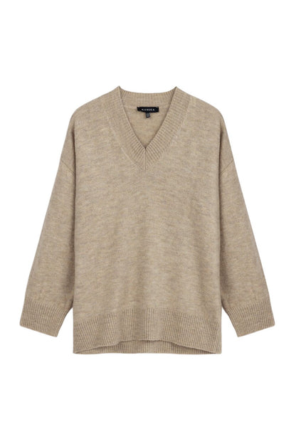GRÜNER, EINFACHER STRICKPULLOVER MIT V-AUSSCHNITT