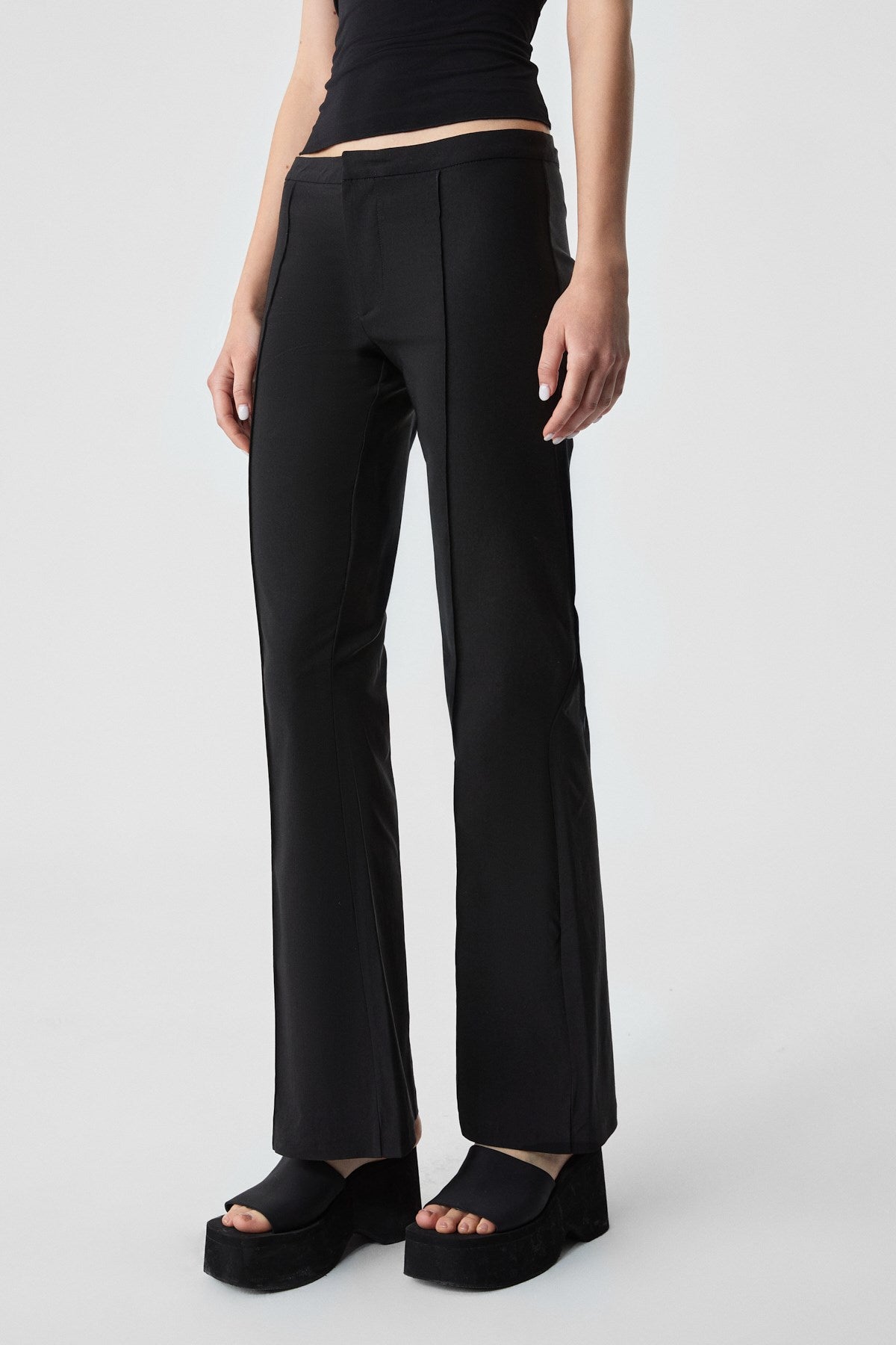 ETHIQUET EFILIUS Damen Weite Zip Hose Schwarz