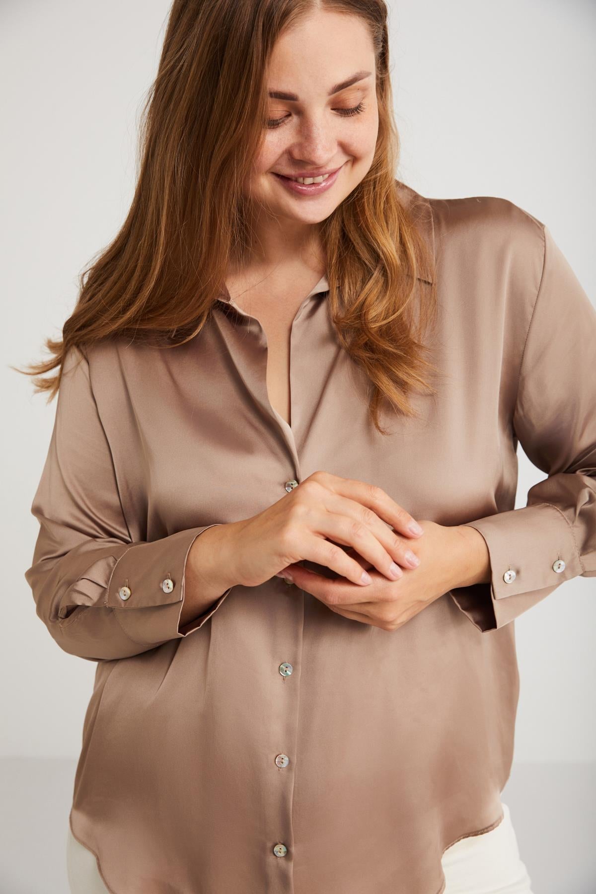 ETHIQUET EILEEN Damen Oversize Satin Hemd Beige