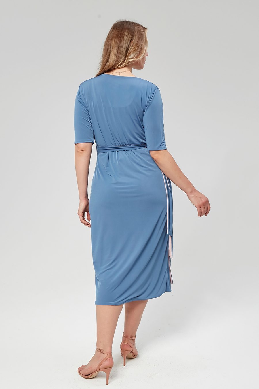 Vier in einem Kleid