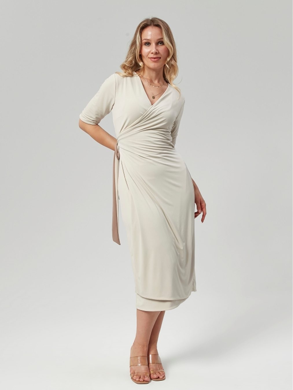 Vier in einem Kleid
