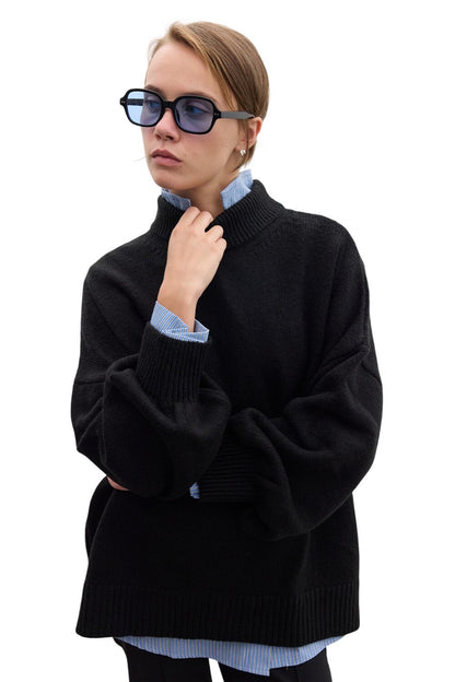 Ella Schwarzer Pullover