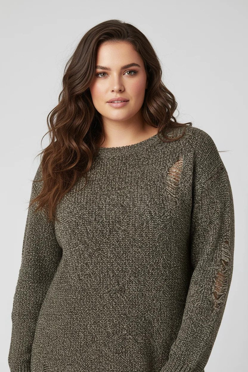 Langärmeliger Strickpullover mit Schlitzen