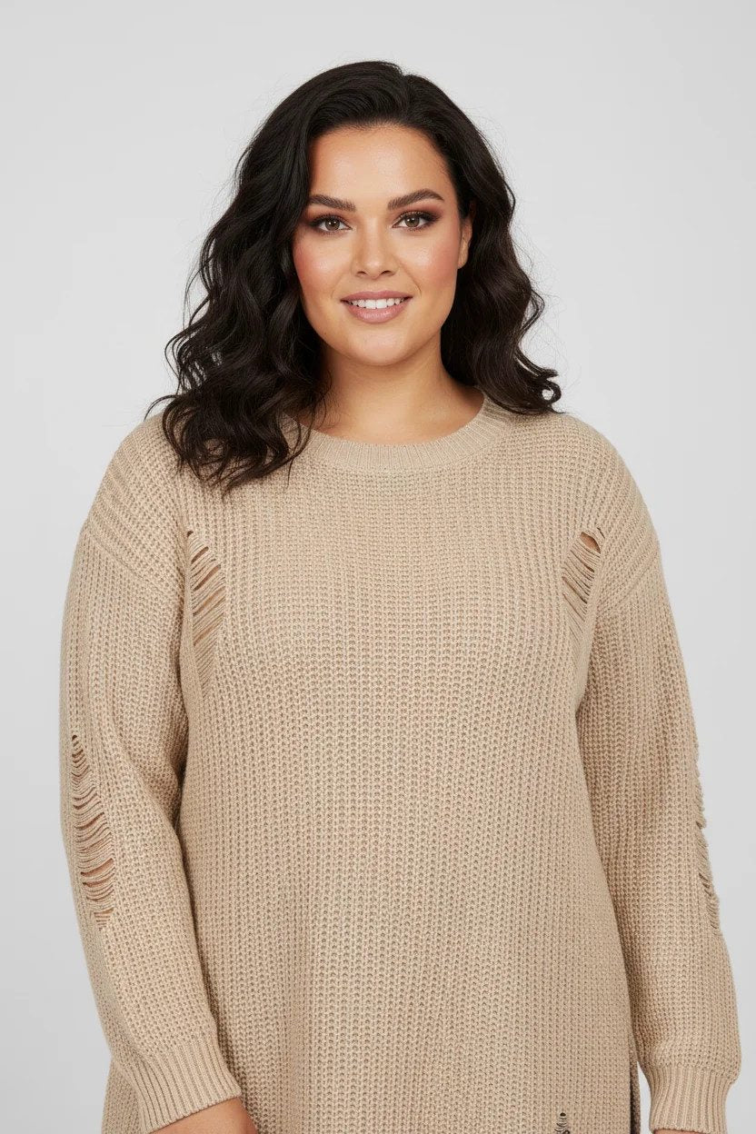 Langärmeliger Strickpullover mit Schlitzen