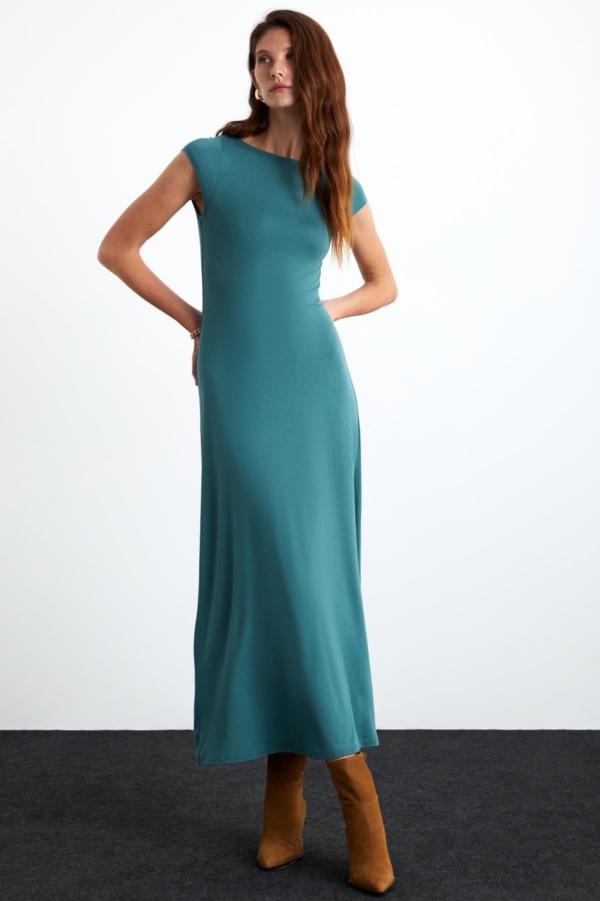 ETHIQUET ESLY Damen Viskose Rückenkleid Green